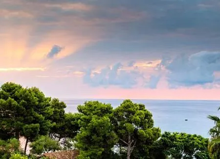 فندق Mediterraneo