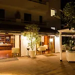 地中海酒店 圣玛丽亚纳瓦雷
